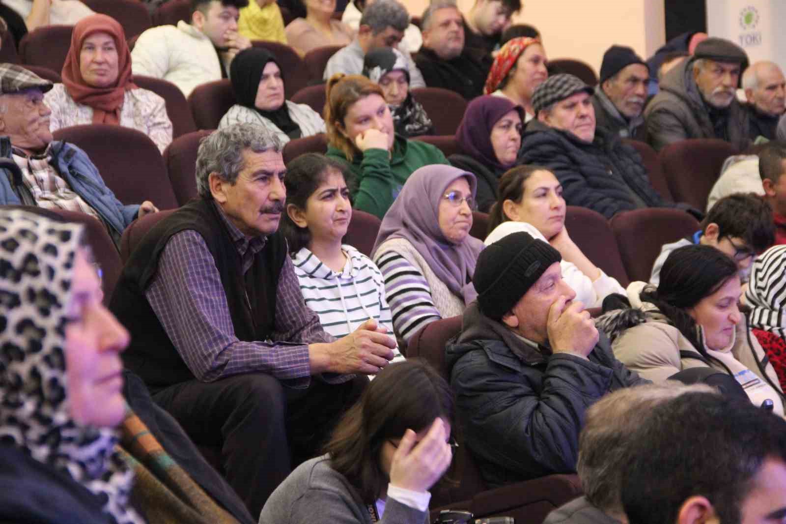 bakan bayraktar 2028de 17 milyon haneye kendi dogal gazimizi verecegiz 1 LthN5m3h