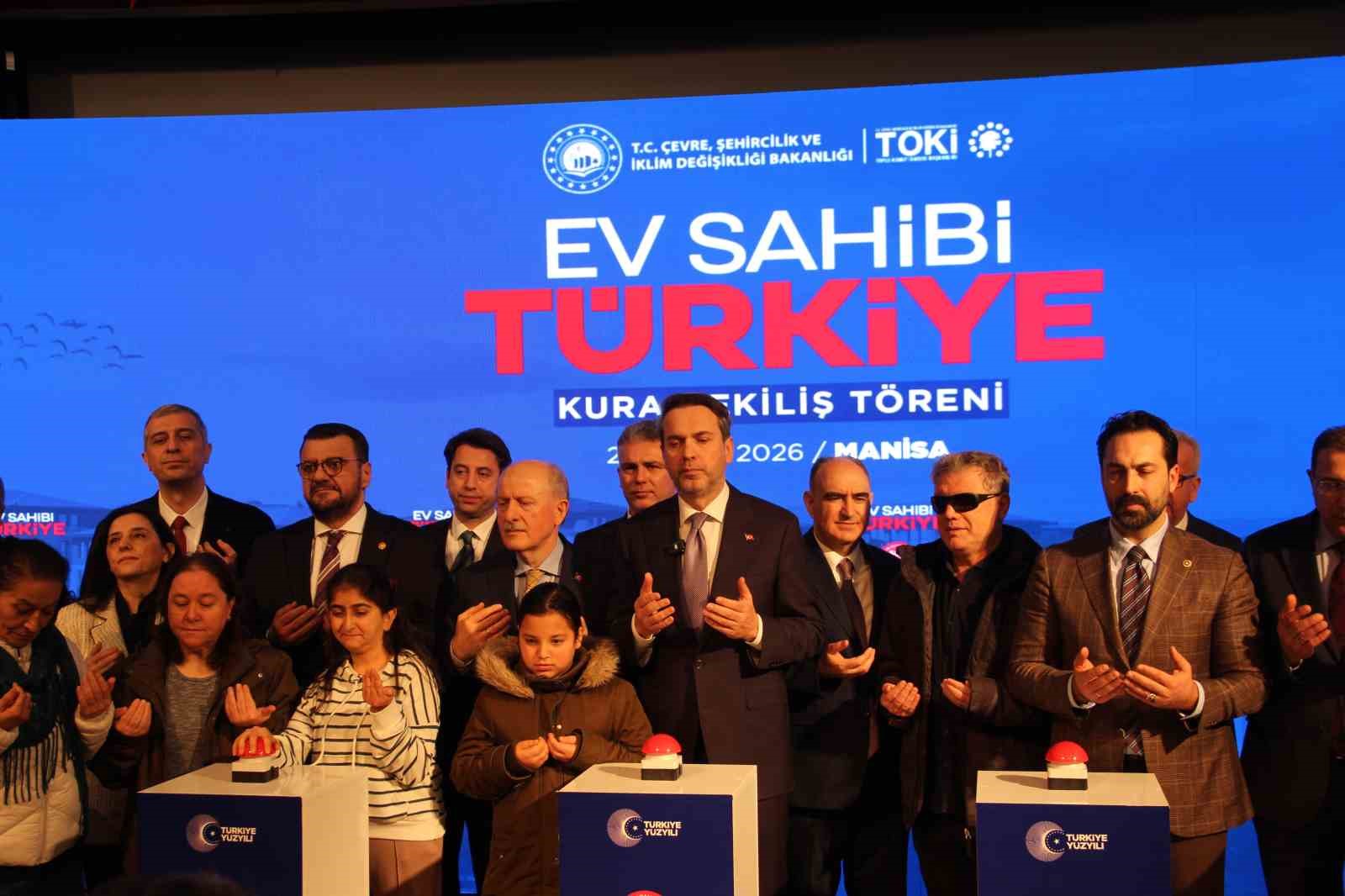 bakan bayraktar 2028de 17 milyon haneye kendi dogal gazimizi verecegiz 9 fzKss9Be