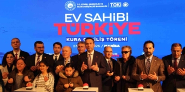 bakan-bayraktar-2028de-17-milyon-haneye-kendi-dogal-gazimizi-verecegiz-qBMfz12J.jpg