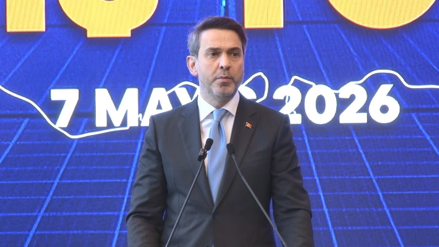 bakan bayraktar ana muhalefet 2 milyar dolarlik dis yatirimin ulkemizdeki siyasi ve ekonomik istikrara vvOYTjKV