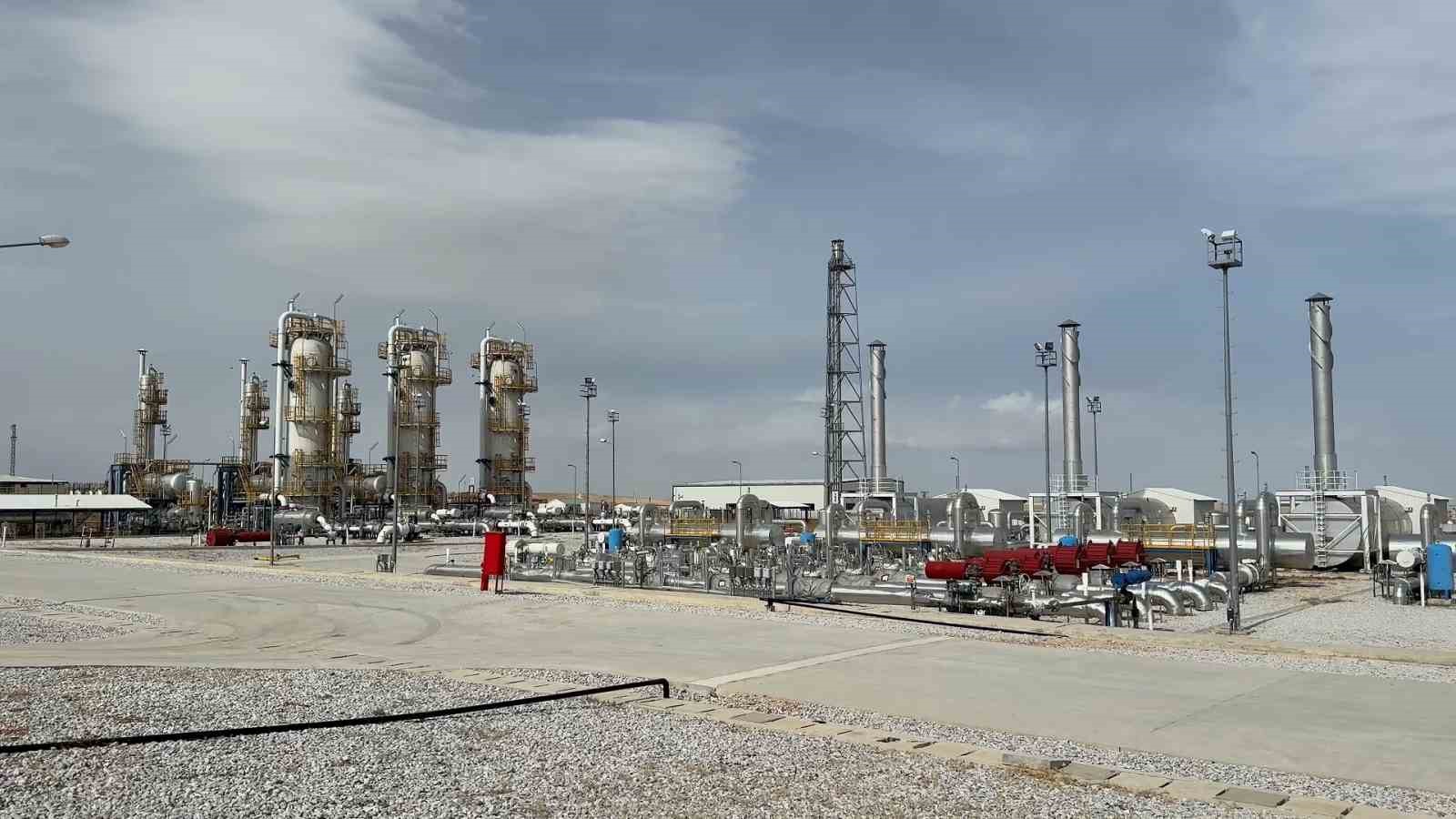 bakan bayraktar dogal gaz depolarimiz yuzde 100 dolu 1 DF4hcRZf