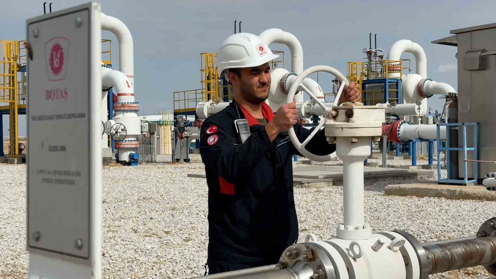 bakan bayraktar dogal gaz depolarimiz yuzde 100 dolu 2