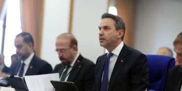 bakan-bayraktar-guncel-degeri-37-milyar-dolar-olan-924-milyar-metrekup-dogal-gaz-kesfettik-IlBTOkAj.jpg