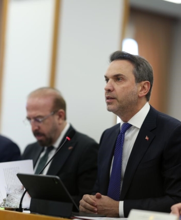 bakan-bayraktar-guncel-degeri-37-milyar-dolar-olan-924-milyar-metrekup-dogal-gaz-kesfettik-IlBTOkAj.jpg