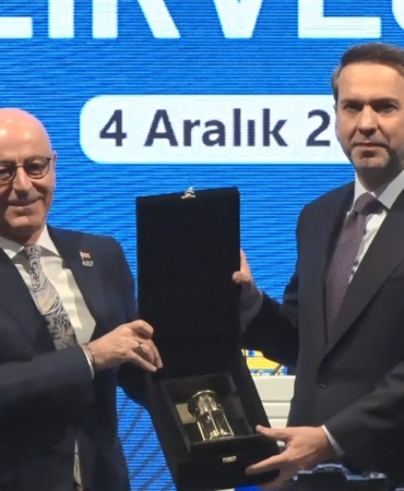 bakan-bayraktar-hedefimiz-madencilik-sektorumuze-gerek-risk-sermayesi-gerekse-uluslararasi-sermayeyi-ulkemize-cekecek-duzenlemeleri-YbzXuuY3.jpg