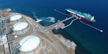 bakan-bayraktar-ihtiyac-duydugumuz-dogal-gazin-yarisini-lng-olarak-alabilir-hale-geldik-PhB265tM.jpg