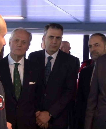 bakan-bayraktar-karadenizde-gorev-yapacak-6-sondaj-gemimiz-carsamba-gunu-mersinde-olacak-fuK9IDOO.jpg