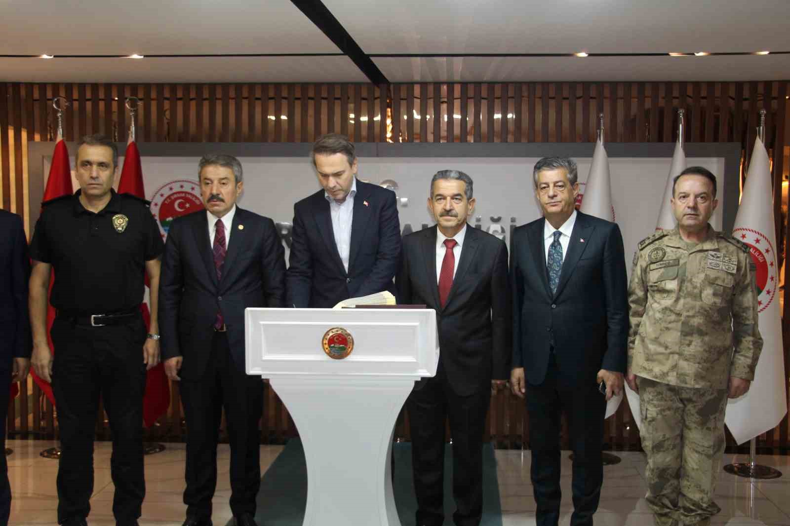 bakan bayraktar sirnakta 9 Qb2kNDZU