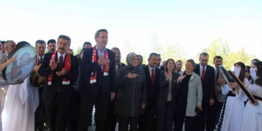 bakan-bayraktar-terorsuz-turkiye-kadinla-mumkun-UWIQPwgW.jpg