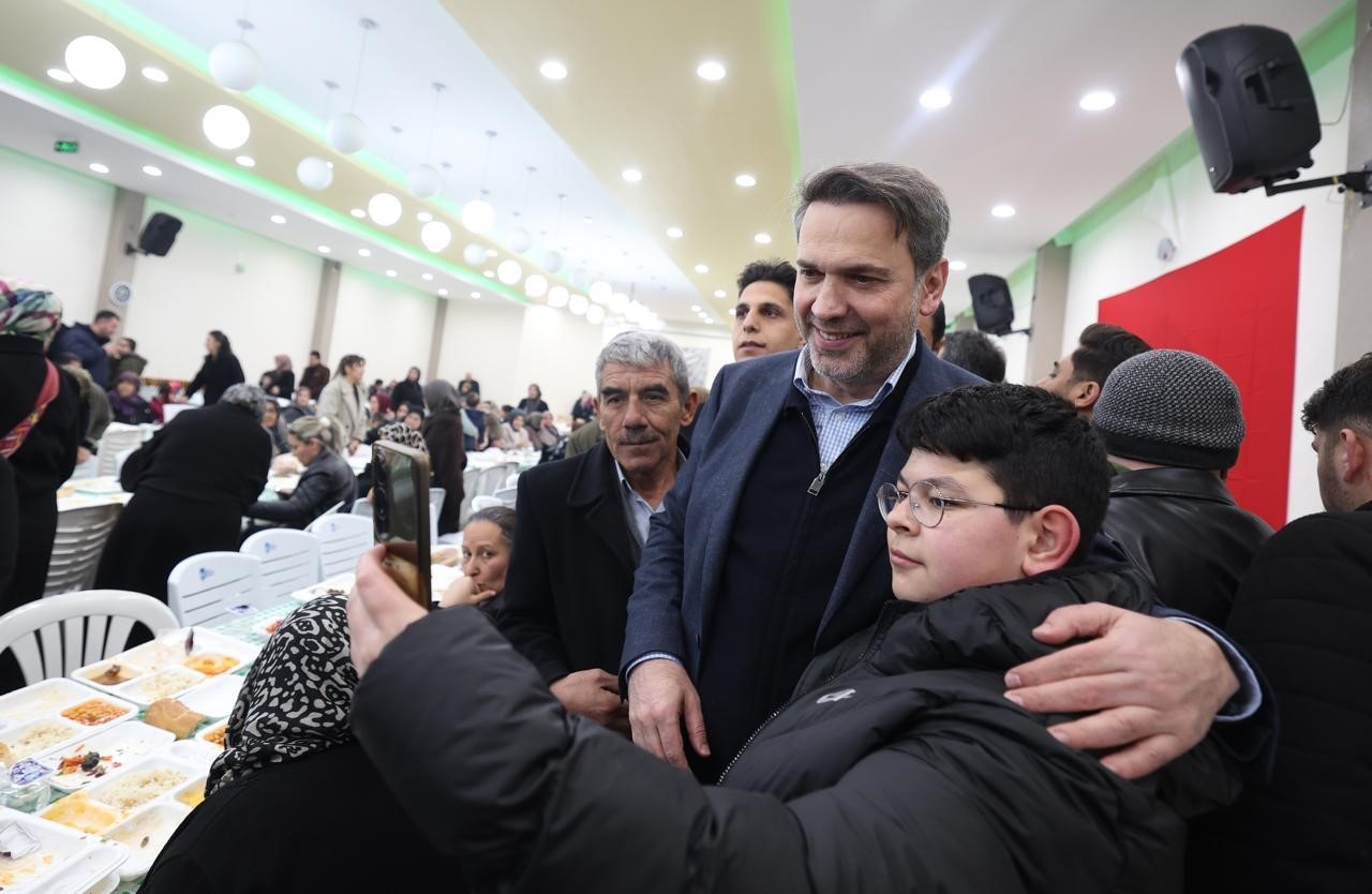 bakan bayraktar turkiye olarak bizim cok daha guclu olmamiz lazim 2