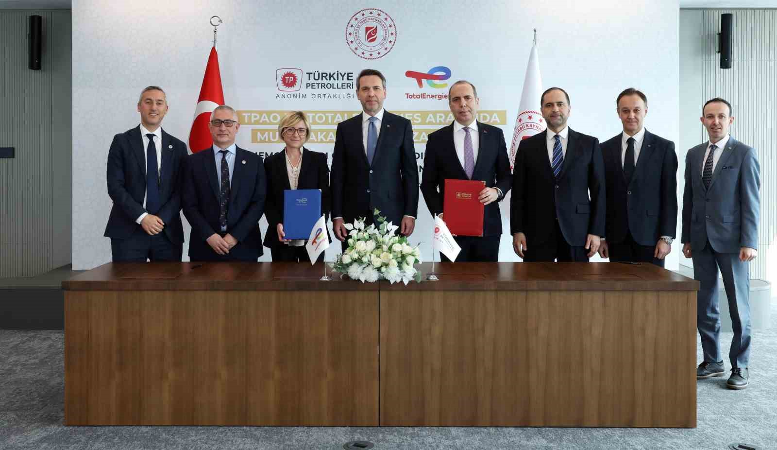 bakan bayraktar ulkemizin enerjideki tam bagimsizlik yuruyusune guc katmaya devam edecegiz 1 IYcGWs3z