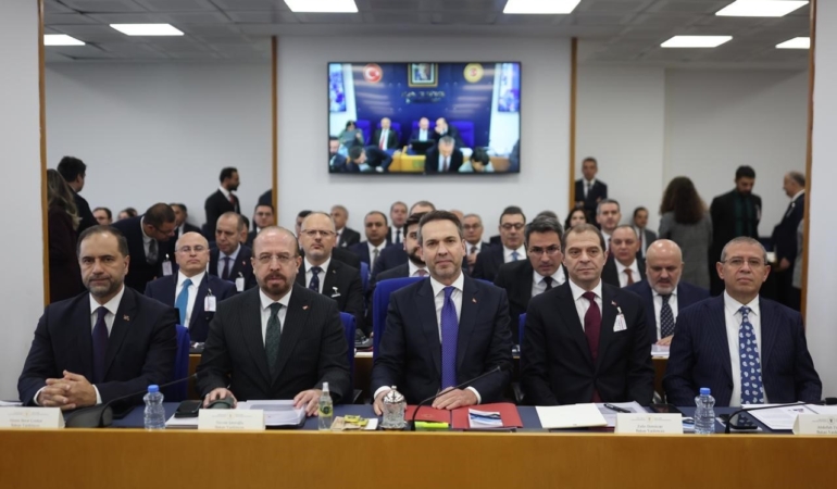 bakan-bayraktar-yaklasik-97-bin-maden-ruhsatin-iptalini-sagladik-NFRNpFem.jpg