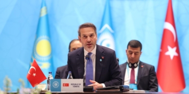 bakan-bayraktardan-turk-dunyasina-hazar-teklifi-H3lkMOUb.jpg