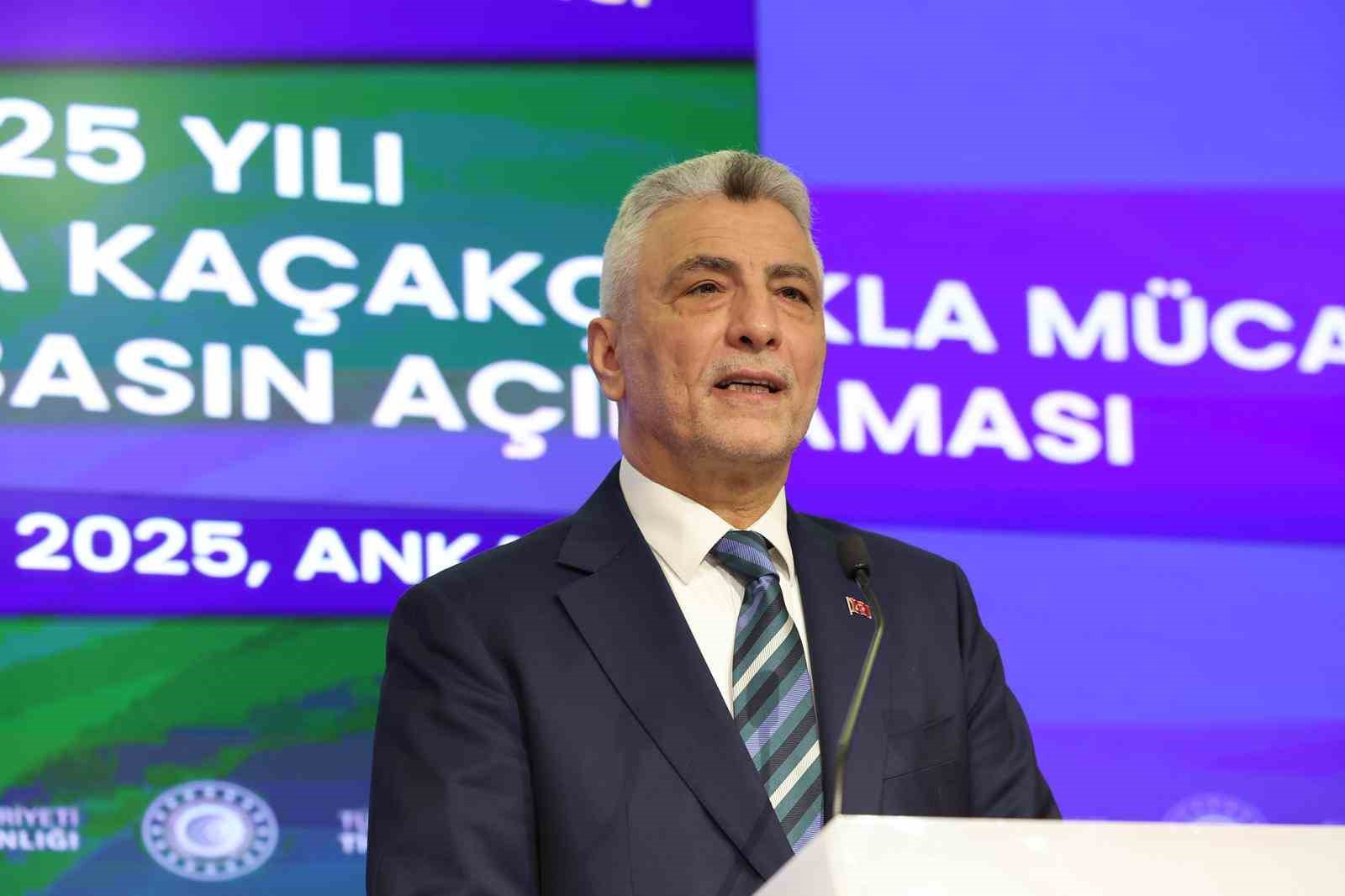 bakan bolat 2025te yuzde 79 oraninda artisla 98 bucuk milyar liralik ticari esya ve ZUXwPGQk