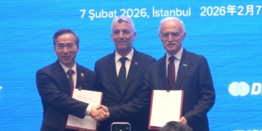bakan-bolat-2026-yilinin-ilk-ayinda-cin-ile-ihracatimiz-yuzde-32-artarak-335-milyon-m4XRl9lR.jpg
