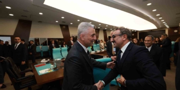 bakan-bolat-abd-ticaret-odasi-heyetiyle-bir-araya-geldi-rEn77FuW.jpg