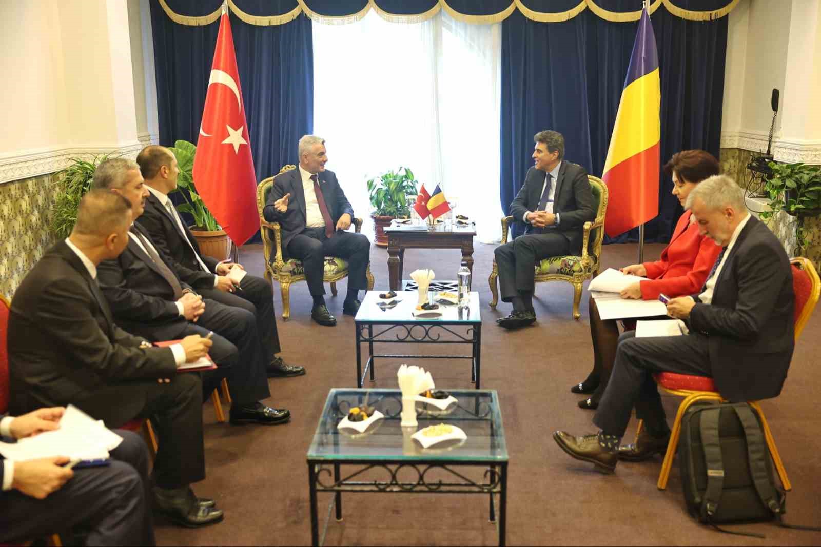 bakan bolat arice baskani frunzulica ile bir araya geldi 1 91p8fyyb