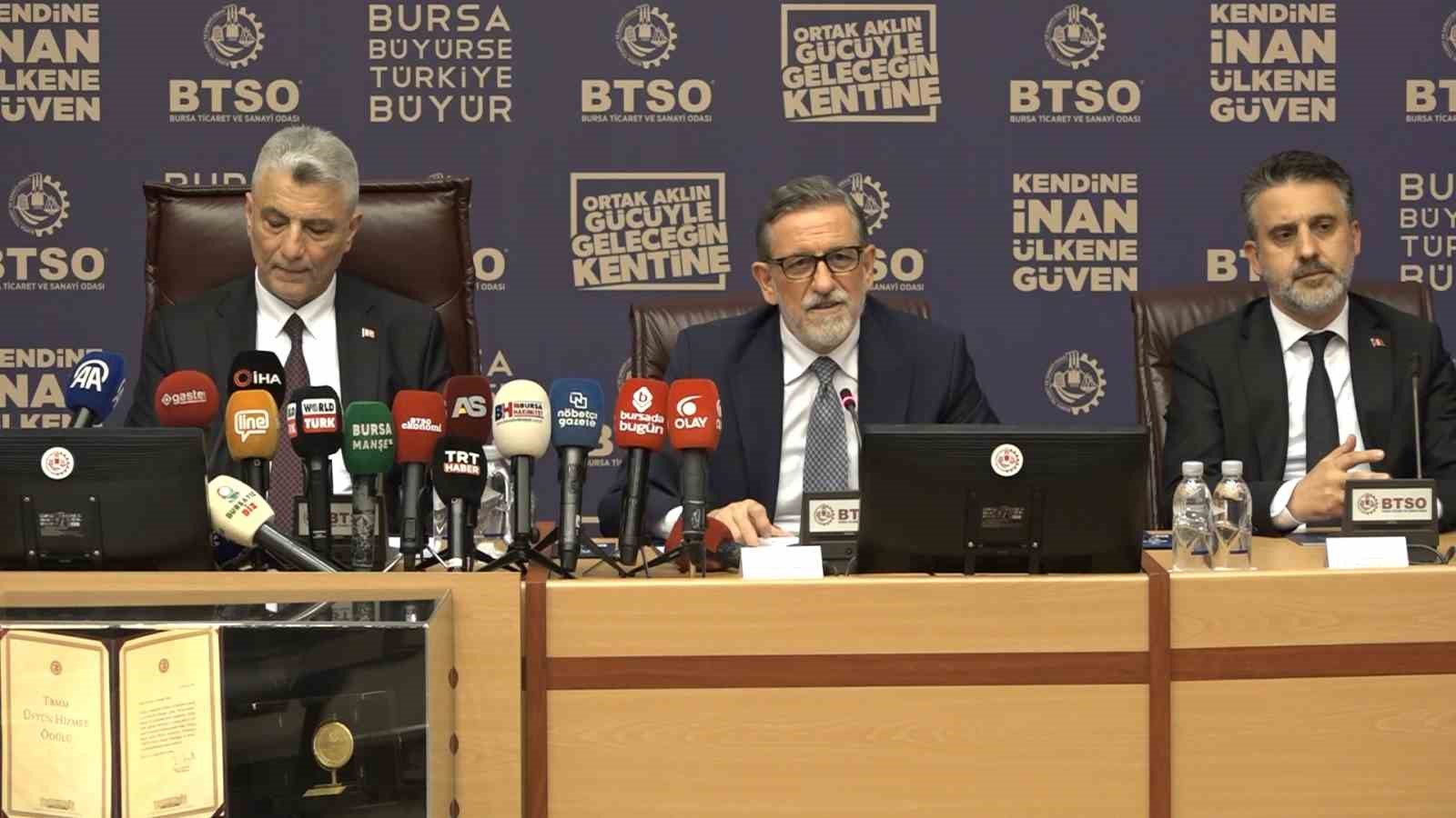 Bakan Bolat, Bursa’da iş adamlarıyla bir araya geldi 6 bakan bolat bursada is adamlariyla bir araya geldi 2 Xb63FmlD