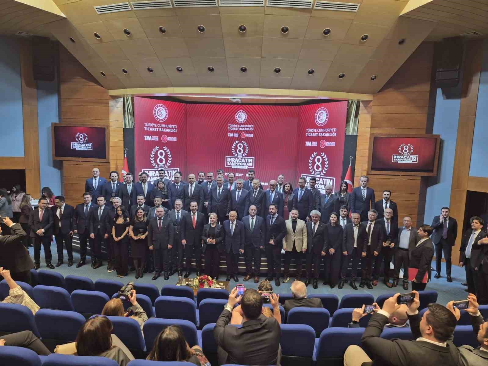 Bakan Bolat: "Cumhurbaşkanımızın liderliğinde Türkiye’ye son 23 yılda her alanda çağ atlattık" 6 bakan bolat cumhurbaskanimizin liderliginde turkiyeye son 23 yilda her alanda cag atlattik 2
