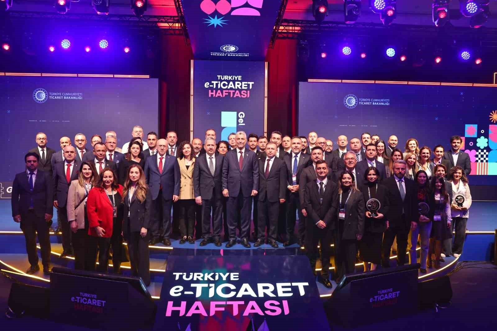 bakan bolat e ticaretin genel ticaretteki payi 5te 1 1 mz1uHvRu