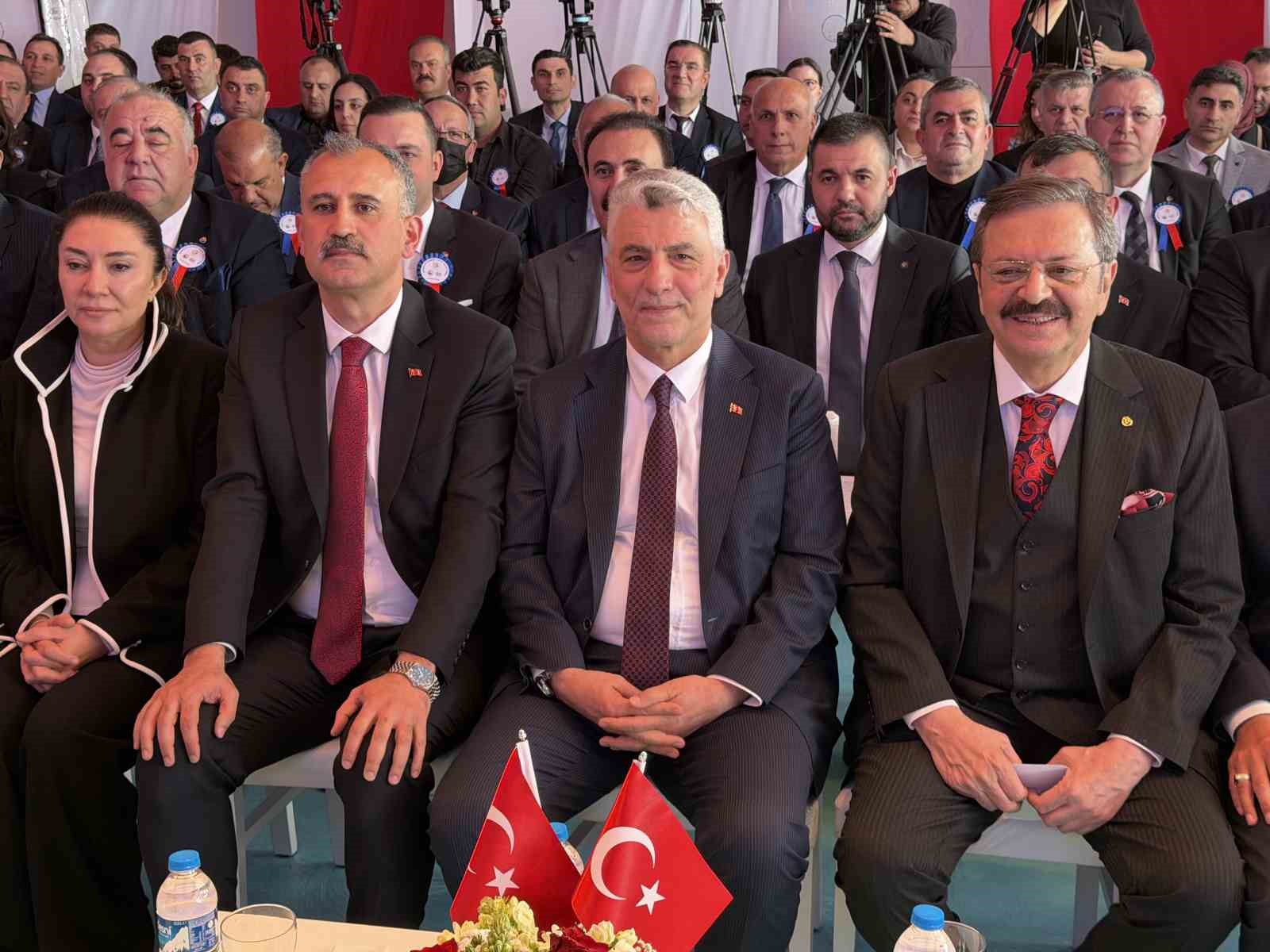 Bakan Bolat: "Gürbulak’ı tamamen modernize ettik" 5 bakan bolat gurbulaki tamamen modernize ettik 1 E1d4b1m4