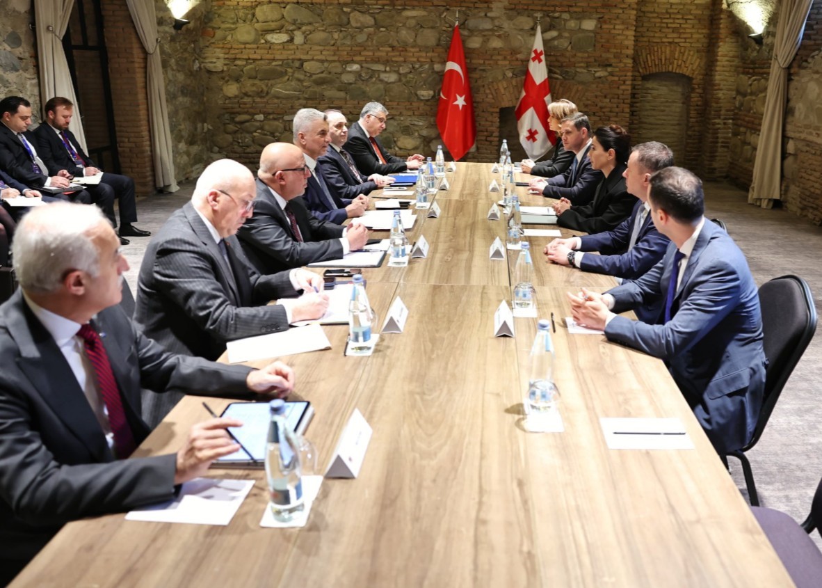 bakan bolat gurcistanli mevkidasi ile gorustu 1 rVQcHvKk
