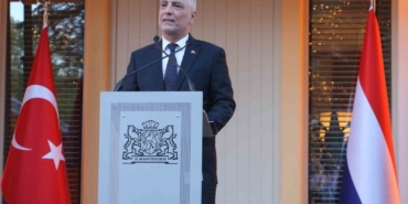 bakan-bolat-hollanda-turkiyenin-ab-uyesi-ulkeler-arasindaki-en-onemli-ticaret-ortaklarindandir-FfTVBWss.jpg