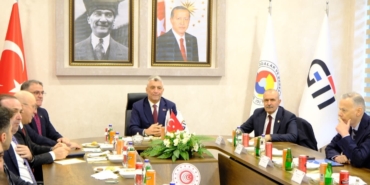 bakan-bolat-irana-acilan-kapilarda-sorun-yok-LVVVkryL.jpg