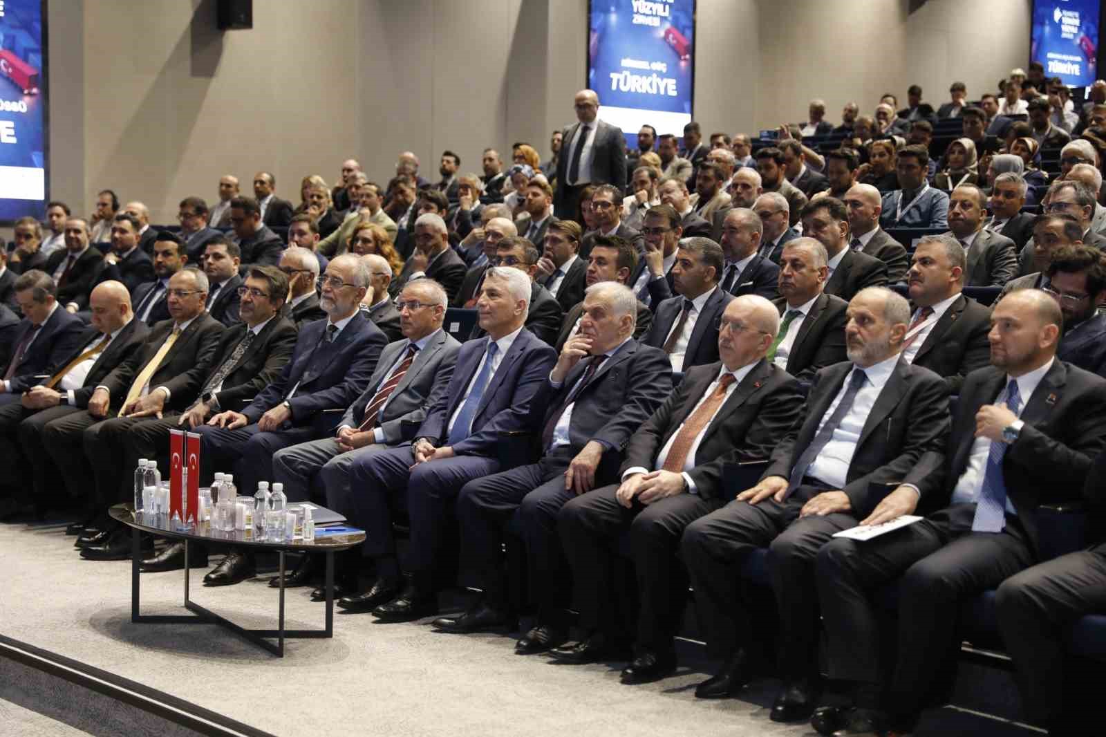 Bakan Bolat: "İstikrarına gıptayla bakılan ve rol model alınan bir ülke konumundayız" 6 bakan bolat istikrarina giptayla bakilan ve rol model alinan bir ulke konumundayiz 2 Fh1jyATI