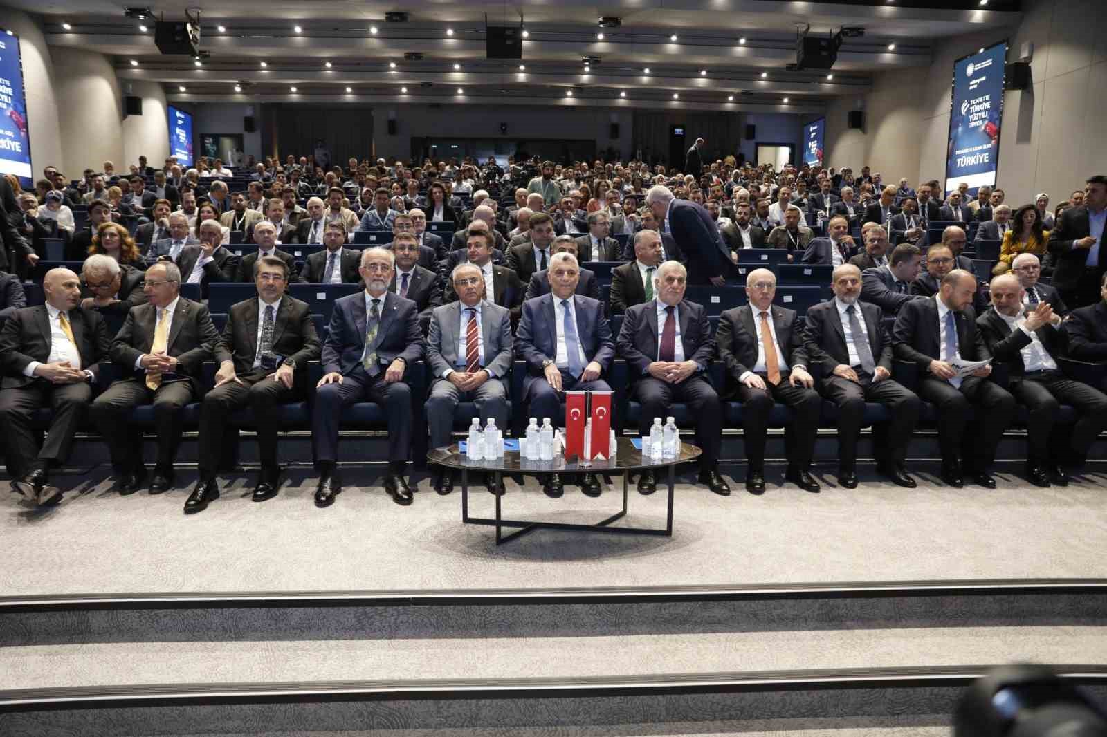 Bakan Bolat: "İstikrarına gıptayla bakılan ve rol model alınan bir ülke konumundayız" 7 bakan bolat istikrarina giptayla bakilan ve rol model alinan bir ulke konumundayiz 3 HehX4zfr