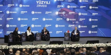 bakan-bolat-istikrarina-giptayla-bakilan-ve-rol-model-alinan-bir-ulke-konumundayiz-QhNHJQul.jpg