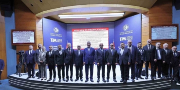 bakan-bolat-kasimda-ihracatimiz-olumsuz-takvim-etkisine-ragmen-yuzde-22-artisla-227-milyar-dolar-T6gOJMVL.jpg