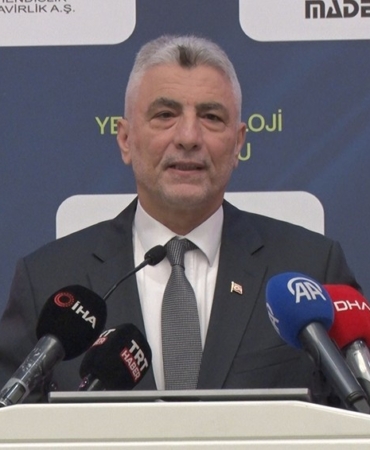 bakan-bolat-rekabet-gucumuzu-koruyabilmek-icin-avrupa-birligi-yesil-mutabakatina-uymak-zorundayiz-t5JbzO4M.jpg