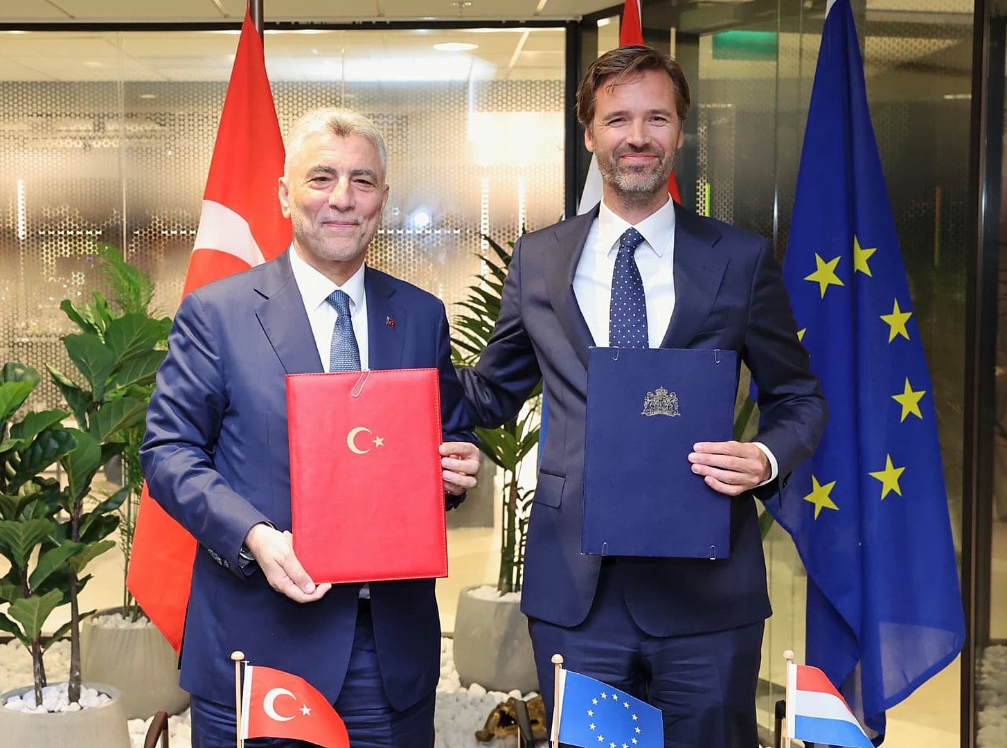 Bakan Bolat, Türkiye-Hollanda 6. Dönem JETCO Toplantısı’na katıldı 5 bakan bolat turkiye hollanda 6 donem jetco toplantisina katildi 1 AJGaKB1T