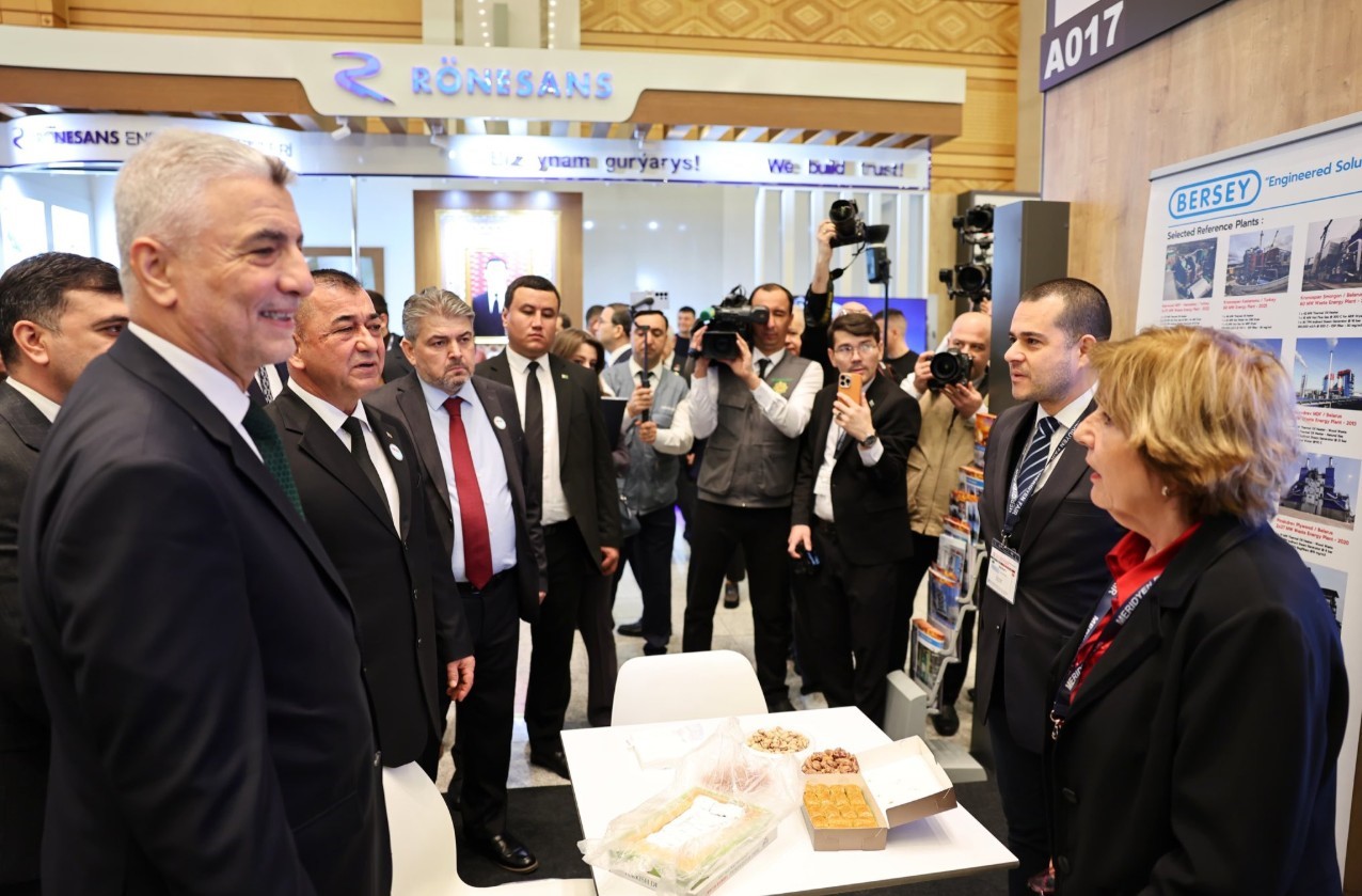 bakan bolat turkmenistanda 2 EbyjO5Bi