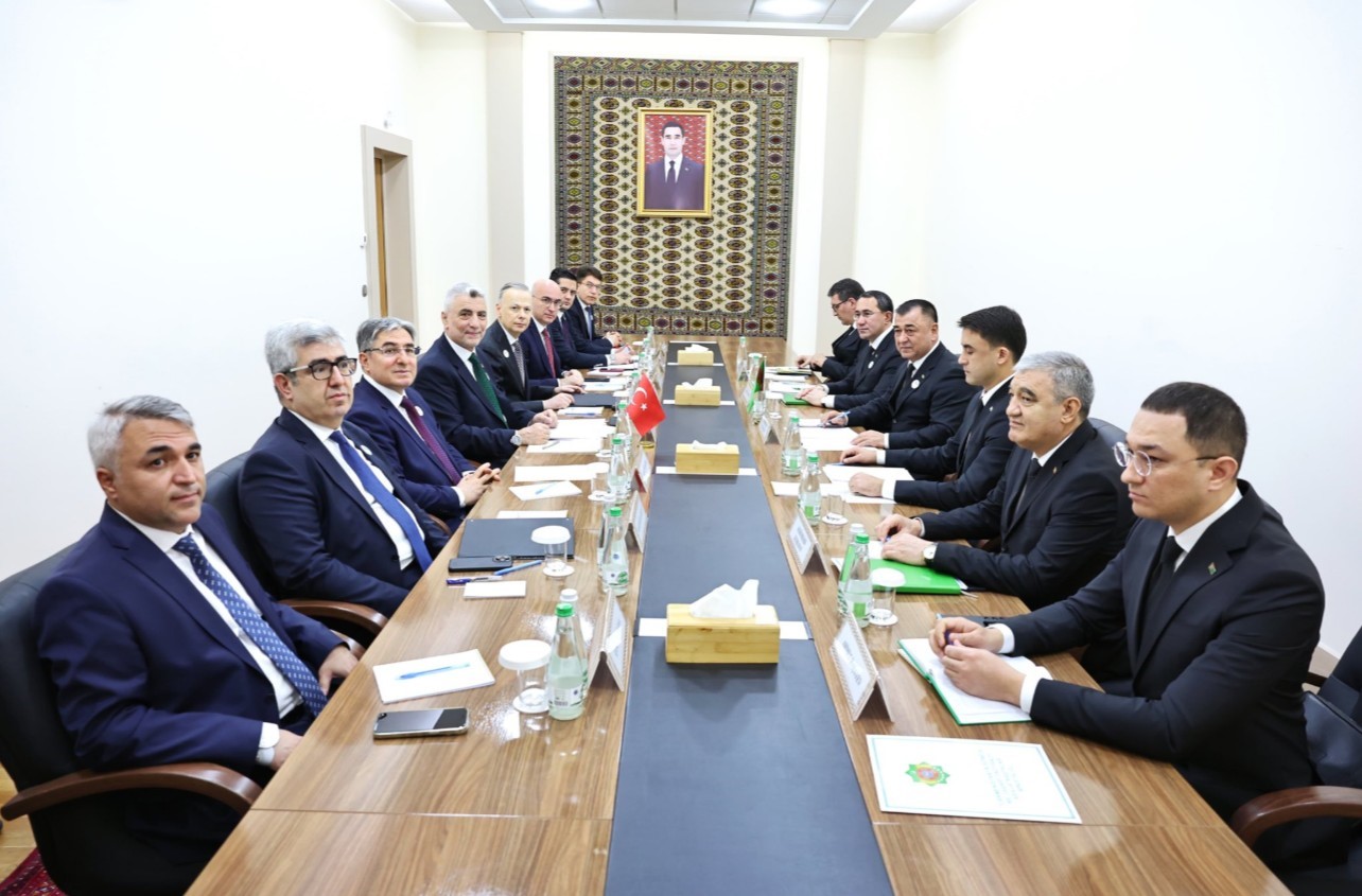 bakan bolat turkmenistanda 5
