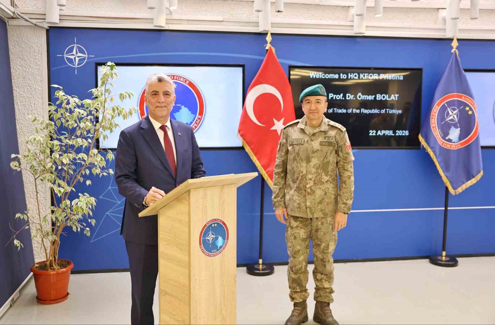 bakan bolattan kosovada kfor karargahina ziyaret 5 DjgX4l5Y