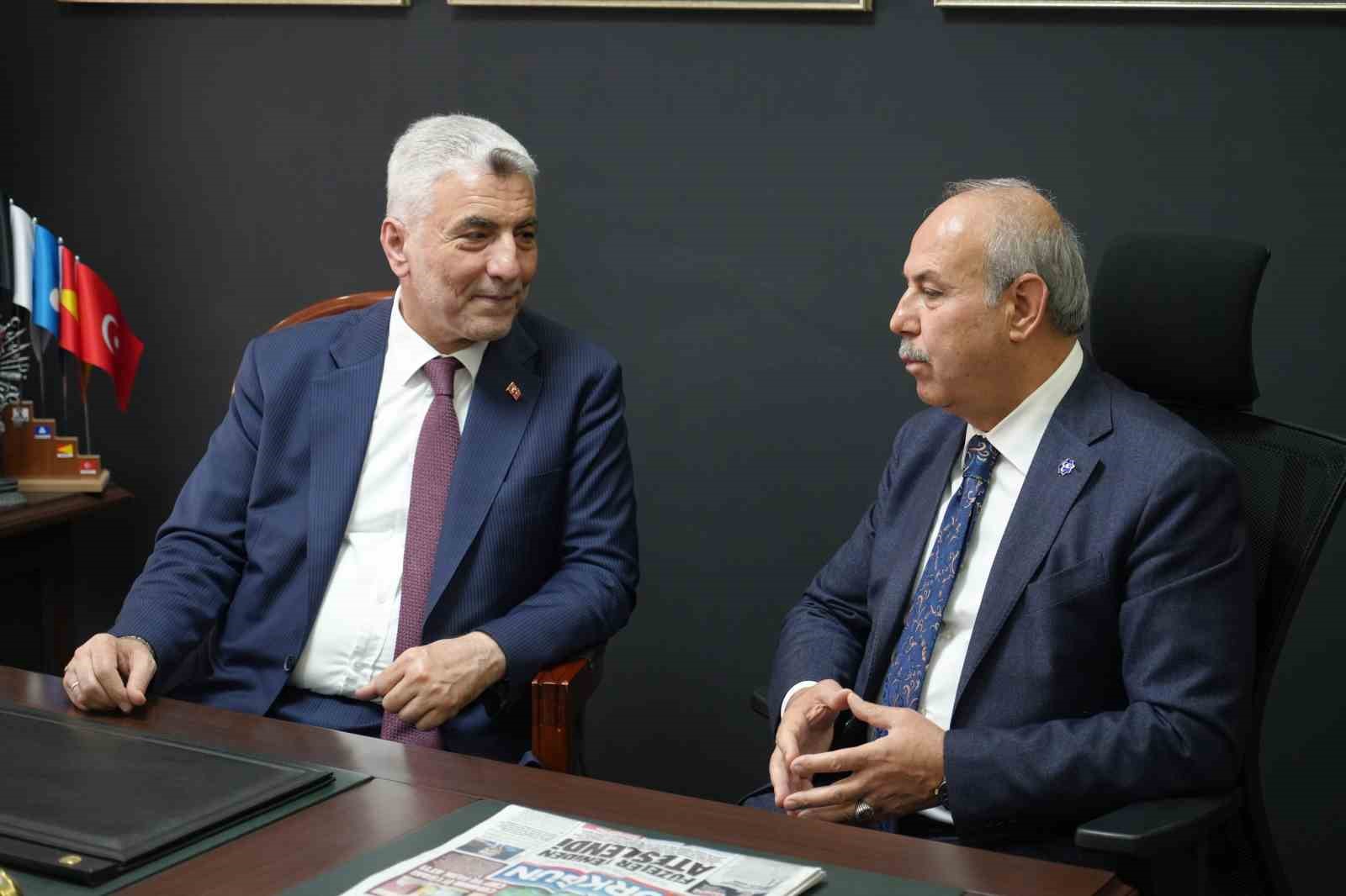 Bakan Bolat’tan MHP Gaziantep İl Başkanı Kılıç’a hayırlı olsun ziyareti 7 bakan bolattan mhp gaziantep il baskani kilica hayirli olsun ziyareti 3 IA3YeA6b