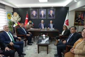 CHP Genel Başkanı Kemal Kılıçdaroğlu: "Mutlak butlan davasını bu partinin başına bela edenlerden hesap sormazsam namerdim" 1 thumbnail