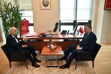 bakan ciftci 15 temmuz gazisi turgut aslani ziyaret etti 2 ZEZzpUwY