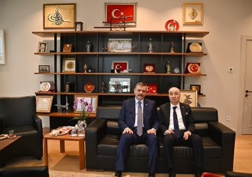 bakan ciftci 15 temmuz gazisi turgut aslani ziyaret etti 4 sKUMJJGX