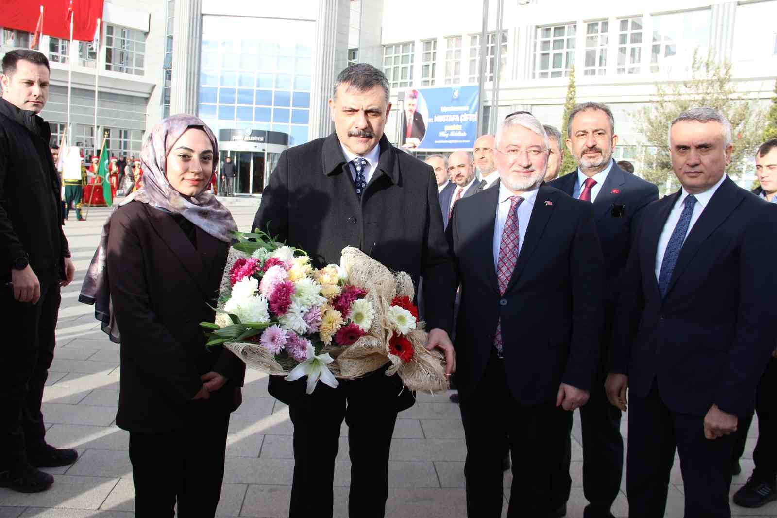 bakan ciftci 5 yil valilik yaptigi corumu ziyaret etti 10 QJIt76ur