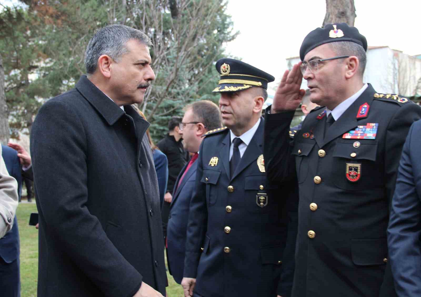 bakan ciftci 5 yil valilik yaptigi corumu ziyaret etti 3 4lBVU3Lv