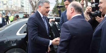 bakan-ciftci-5-yil-valilik-yaptigi-corumu-ziyaret-etti-5NOKVwhD.jpg