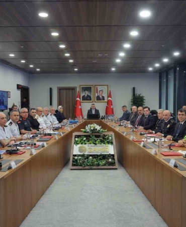 bakan-ciftci-bu-zirve-turkiyenin-diplomatik-agirligini-kurumsal-kapasitesini-guvenlik-tecrubesini-ve-ev-sahipligini-nRkPbIGA.jpg