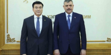 bakan-ciftci-mogolistan-icisleri-ve-adalet-bakani-sainbuyan-amarsaikhan-ile-gorustu-EFy8EOmN.jpg