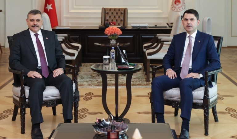 bakan-ciftciden-bakan-kuruma-ziyaret-6rAKAS2Q.jpg