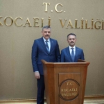 bakan-ciftciden-kocaelide-akvaryum-ve-kutuphane-ziyareti-wn18GIUx.jpg
