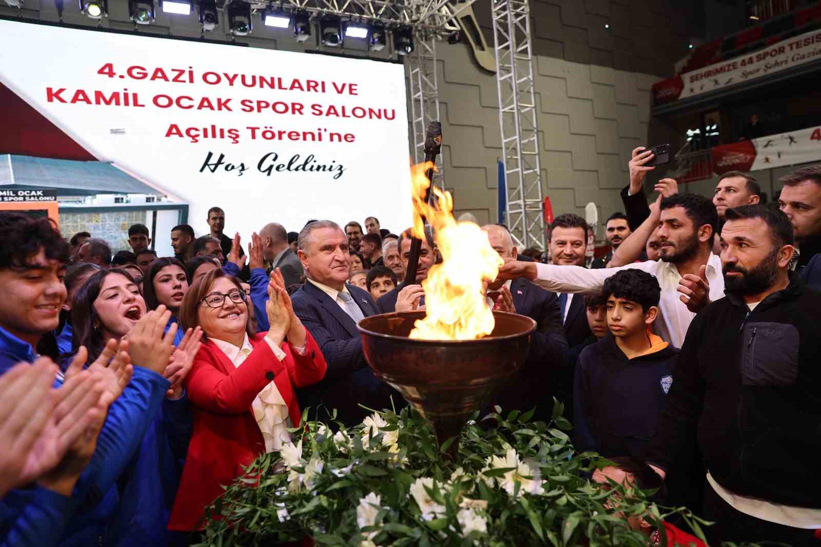 Bakan Dr. Osman Aşkın Bak: "Çocuklarımız ve gençlerimiz abur cuburdan uzak dursun" 6 bakan dr osman askin bak cocuklarimiz ve genclerimiz abur cuburdan uzak dursun 2