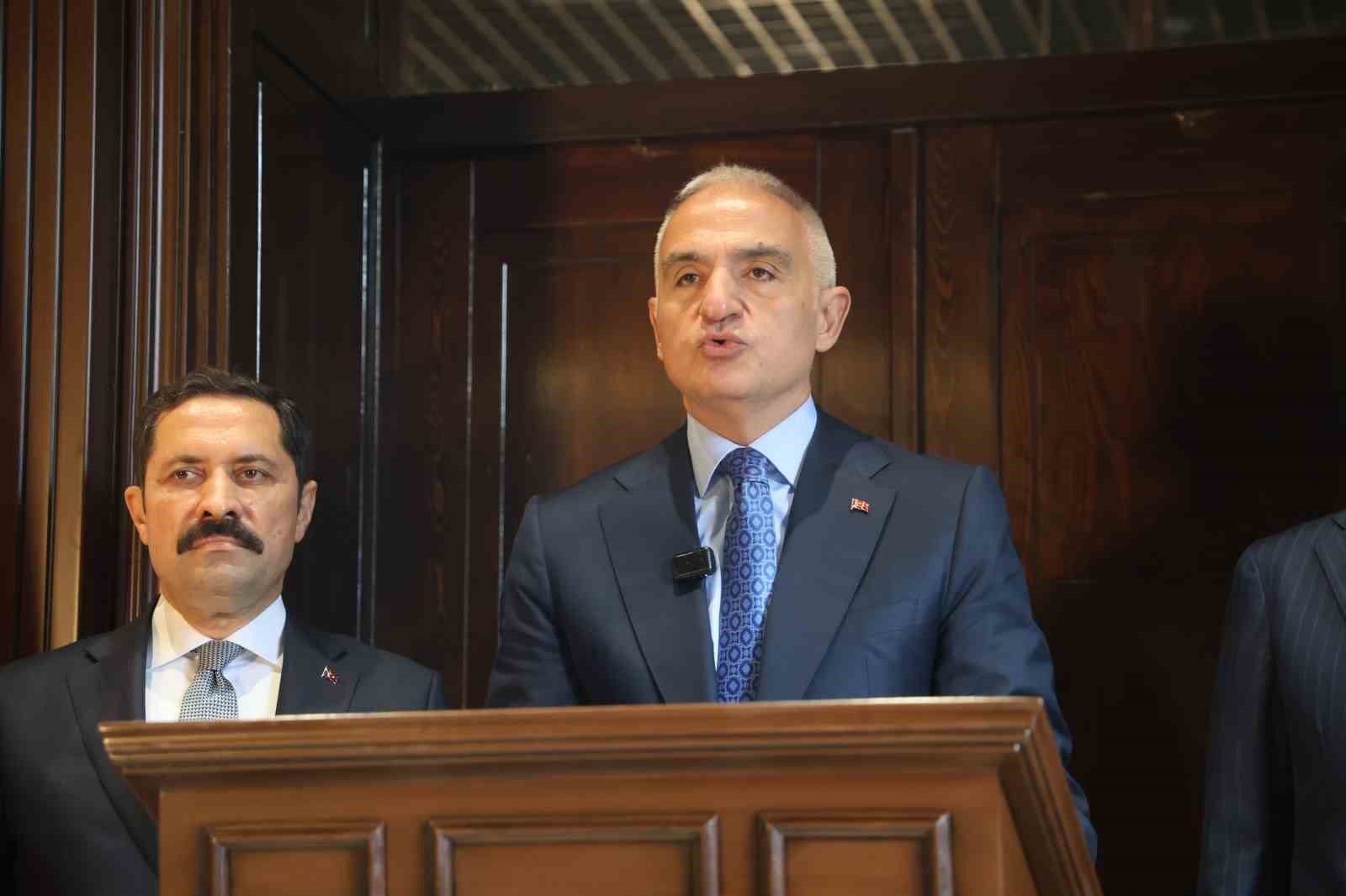 bakan ersoy 11 ilimizde baslattigimiz 63 isi tamamlamis bulunuyoruz 1 j2fdXzWQ